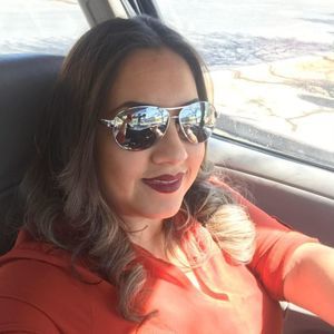 Meet your Posher, Lupita